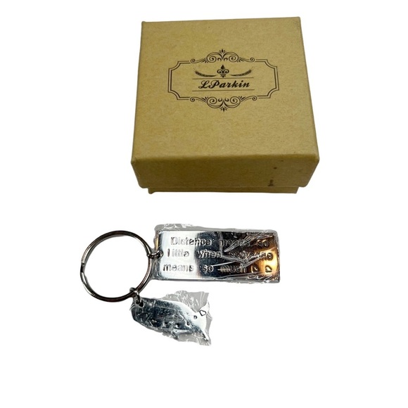 New Silver Tone Long Distance Friendship Relationship Keychain - Picture 2 of 5